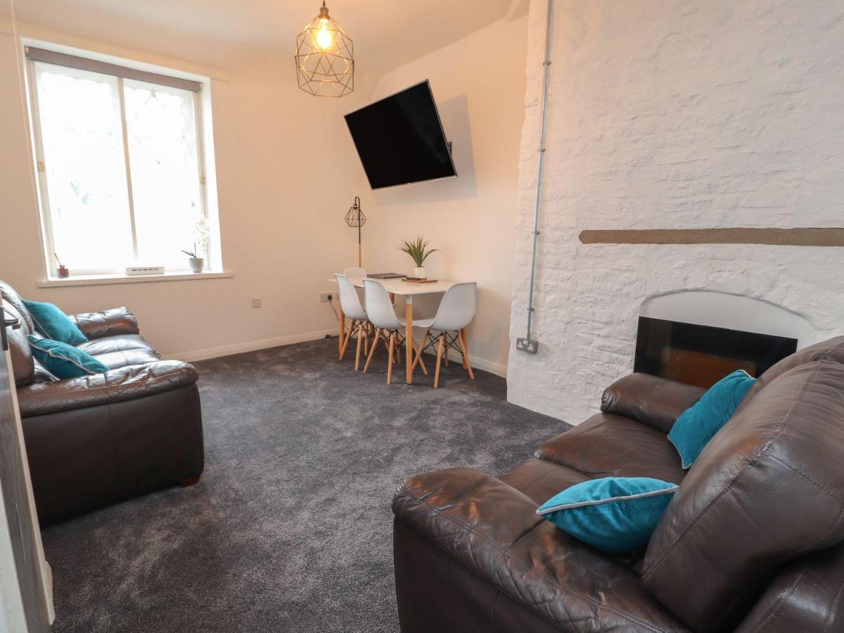 Memorial Building Apartman Ruthin Kültér fotó