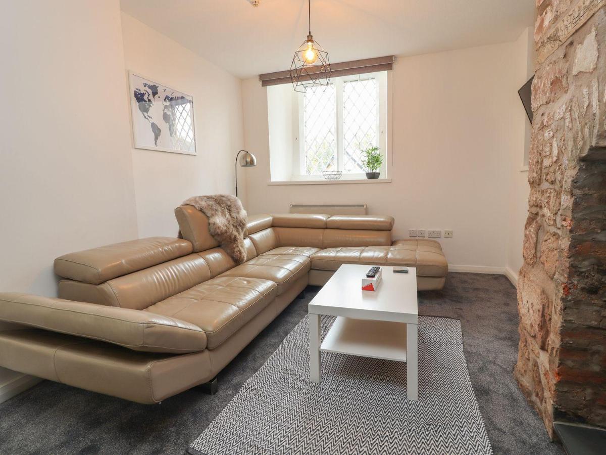 Memorial Building Apartman Ruthin Kültér fotó