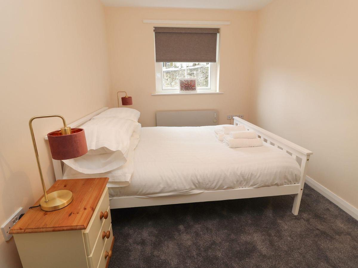 Memorial Building Apartman Ruthin Kültér fotó