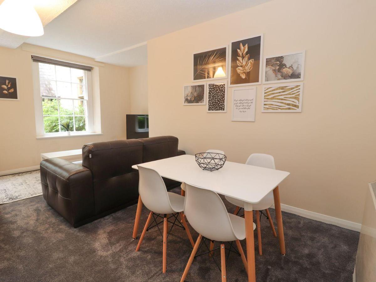 Memorial Building Apartman Ruthin Kültér fotó